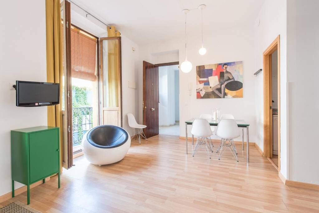 Pop Art, Apartamento Valvanera, Pleno Centro セビリア エクステリア 写真